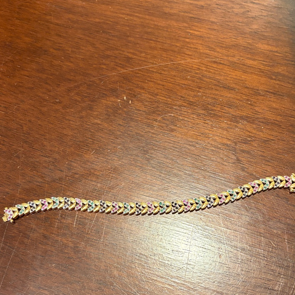 Elegant Gold and Pink Bracelet